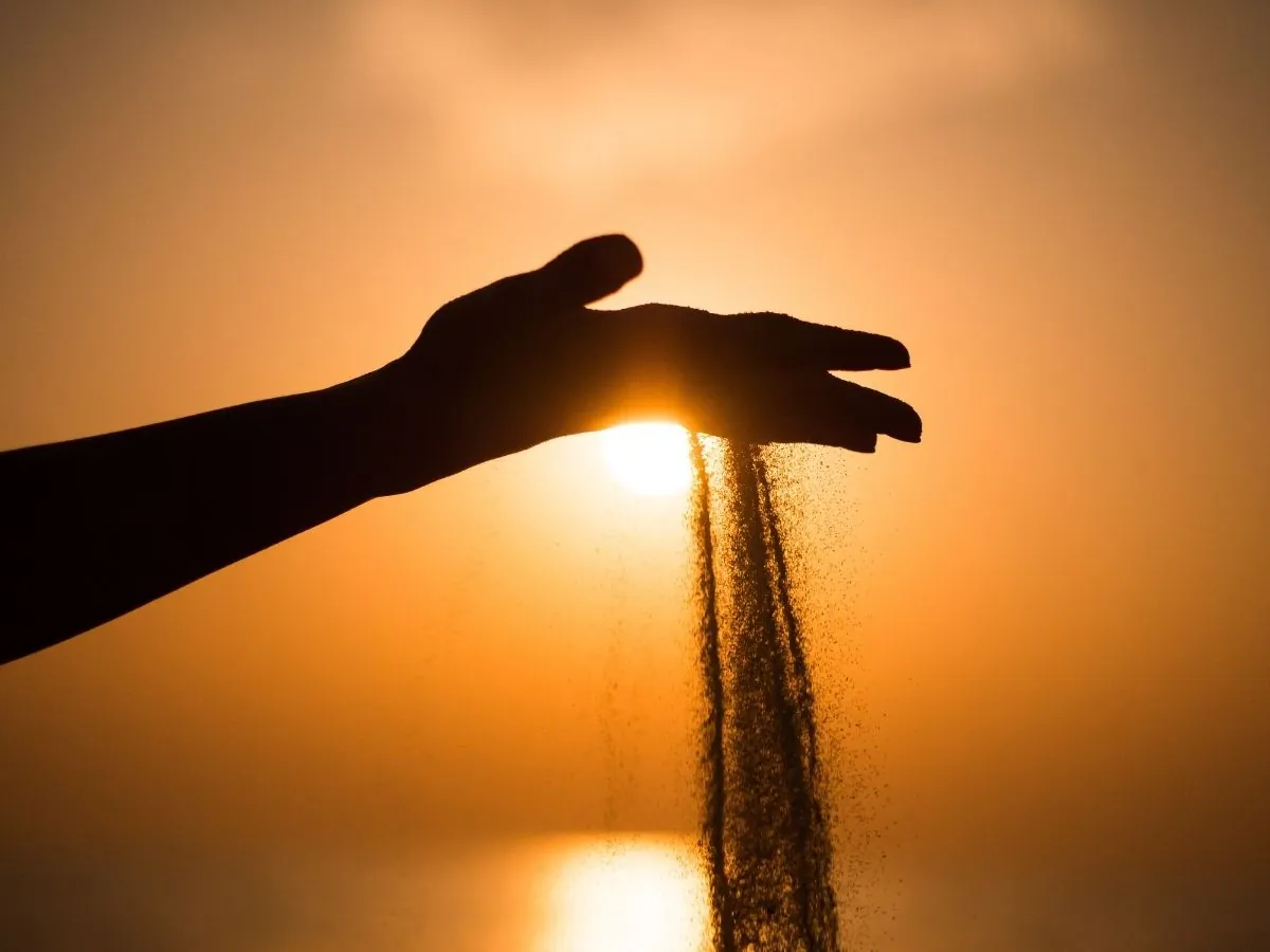 Stress, Sweat, and the Sun: The Real Reasons Filipino Men Lose Hair Early - andyou.ph